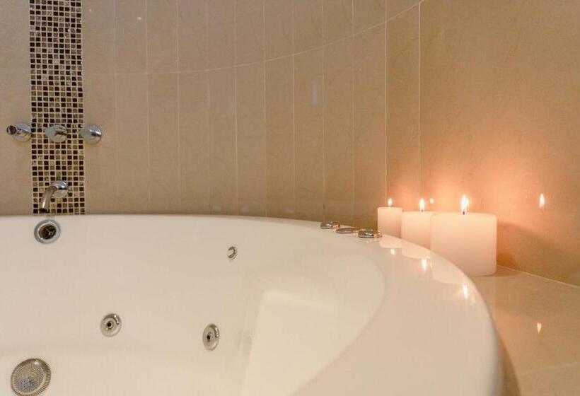 סוויטה, Mediterráneo Hotel Y Spa