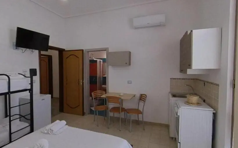 استودیوی استاندارد, Stella Maris Marzamemi Apartments