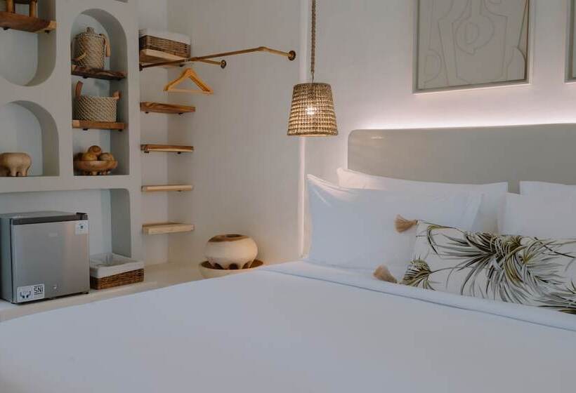 プレミアムルーム, El Tropico Boutique