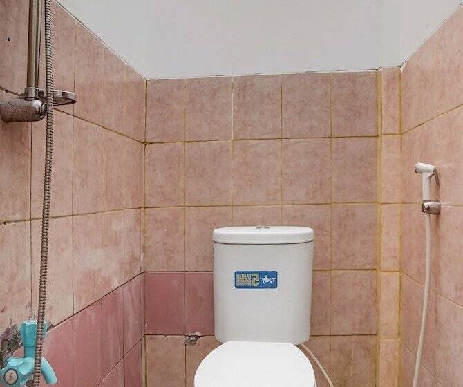 Standardrum, Reddoorz Syariah Near Institut Darmajaya Lampung