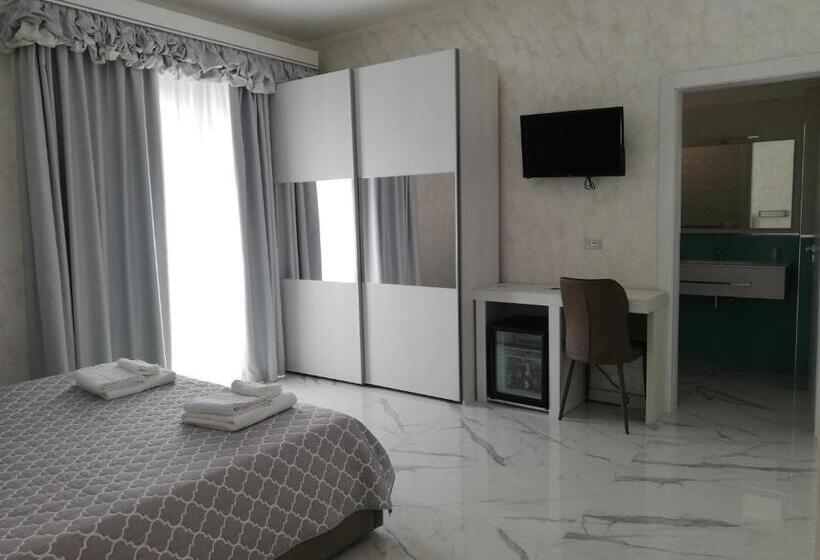 标准三人间, Presidente