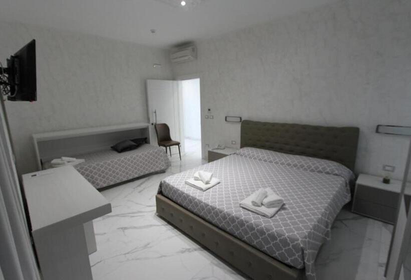 标准三人间, Presidente