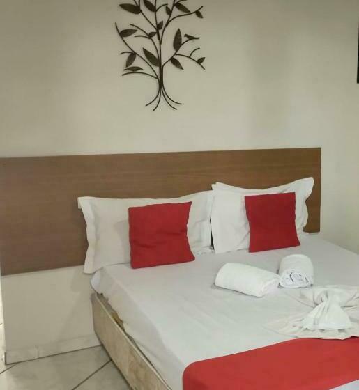 标准三人间, Pousada Flor De Mãe