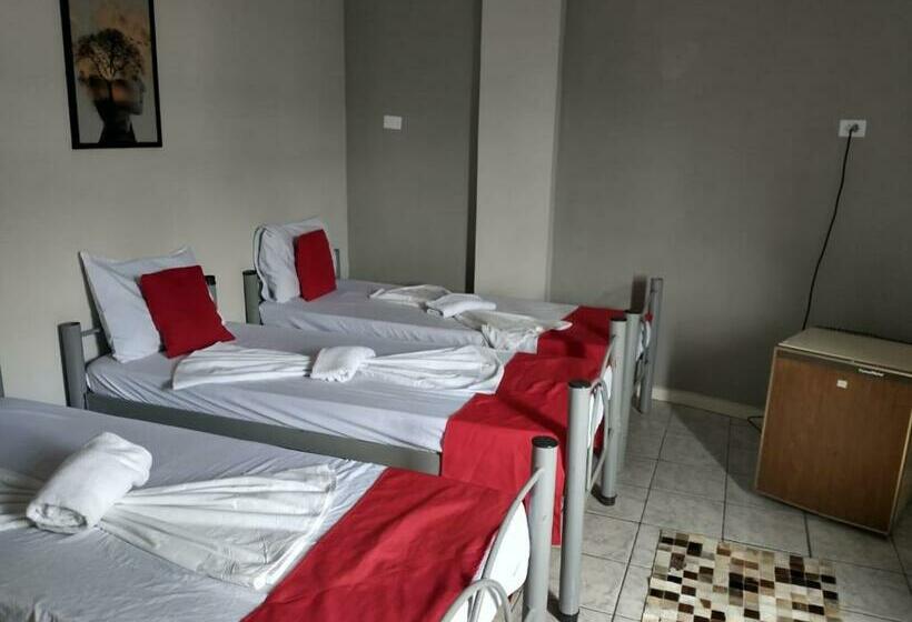 标准三人间, Pousada Flor De Mãe