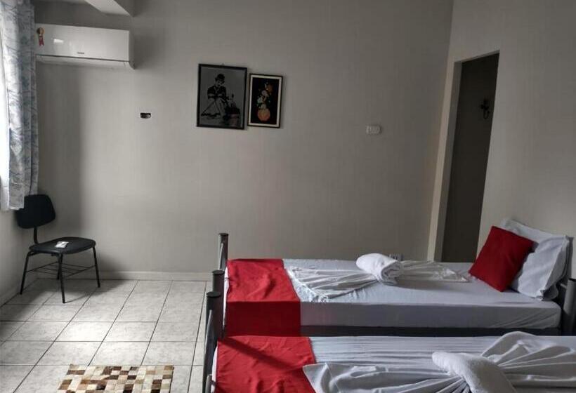 标准三人间, Pousada Flor De Mãe