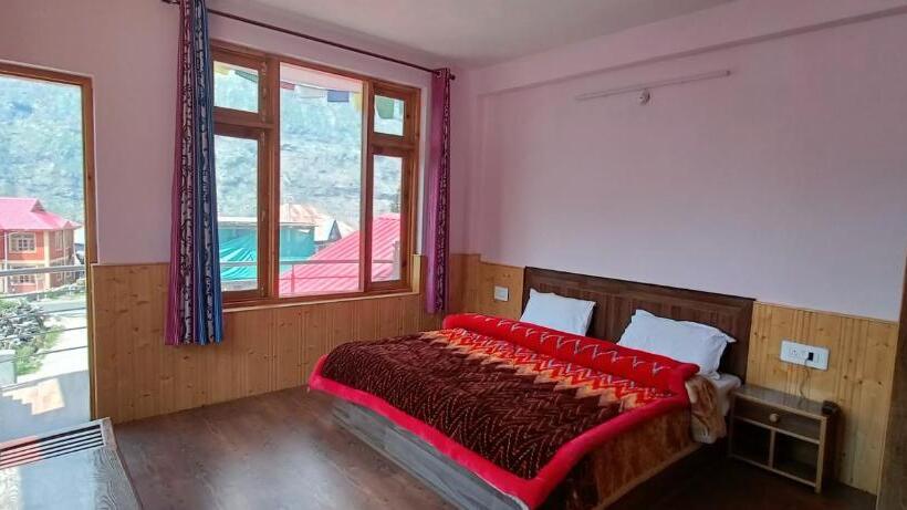 スーペリアールーム, Hobknob Sissu   Boutique Home