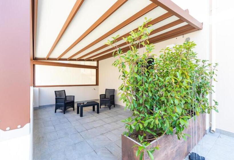 غرفة قياسية مزوَّدة بتراس, Solmaris Tropea Rooms & Suites