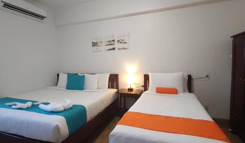 豪华三人间, Voyager Sun & Reef