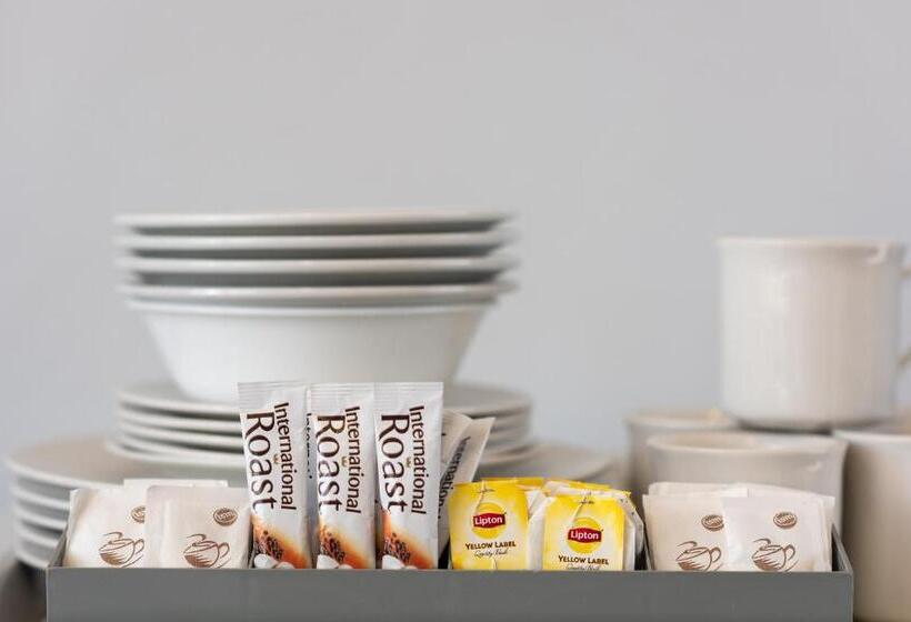 غرفة عائلية, Blue Mountains Highway Motel