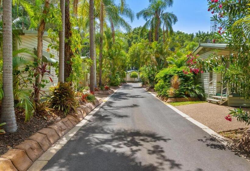 كابينة, Ashmore Palms Holiday Village