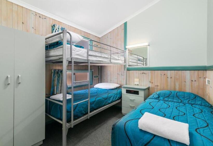 كابينة, Ashmore Palms Holiday Village