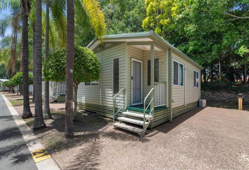 كابينة, Ashmore Palms Holiday Village