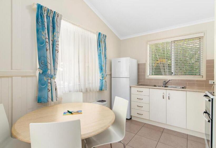 كابينة, Ashmore Palms Holiday Village