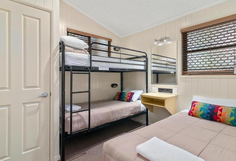 침실 2개 아파트, Ashmore Palms Holiday Village