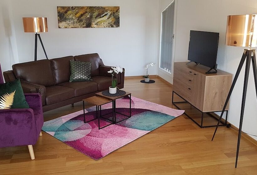 带阳台套房, Baren Sigriswil