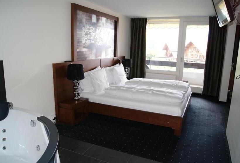 Люкс с Балконом, Baren Sigriswil