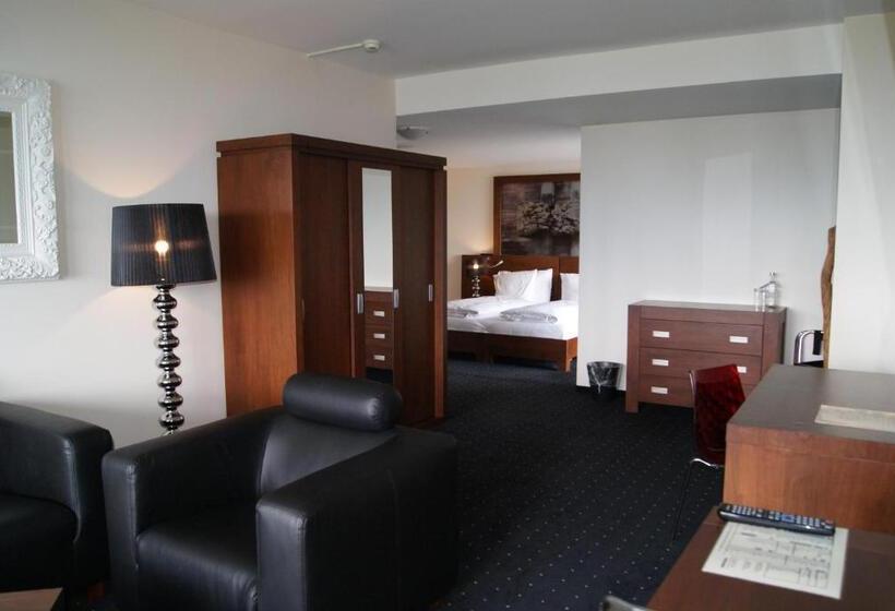 Люкс с Балконом, Baren Sigriswil