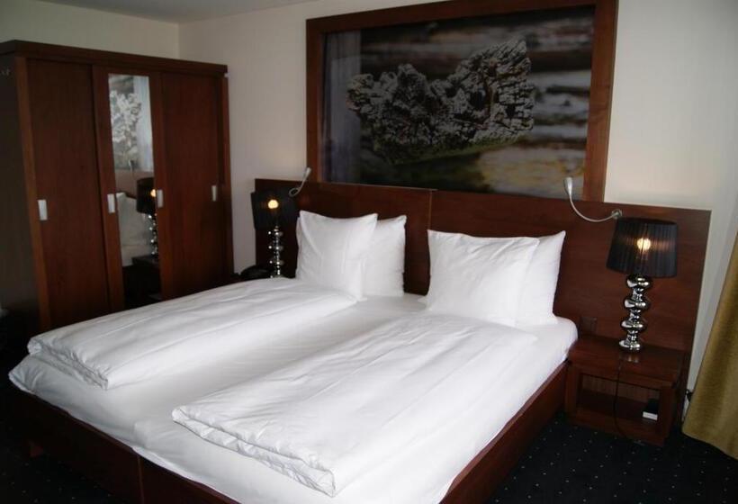 Номер Стандарт с Балконом, Baren Sigriswil