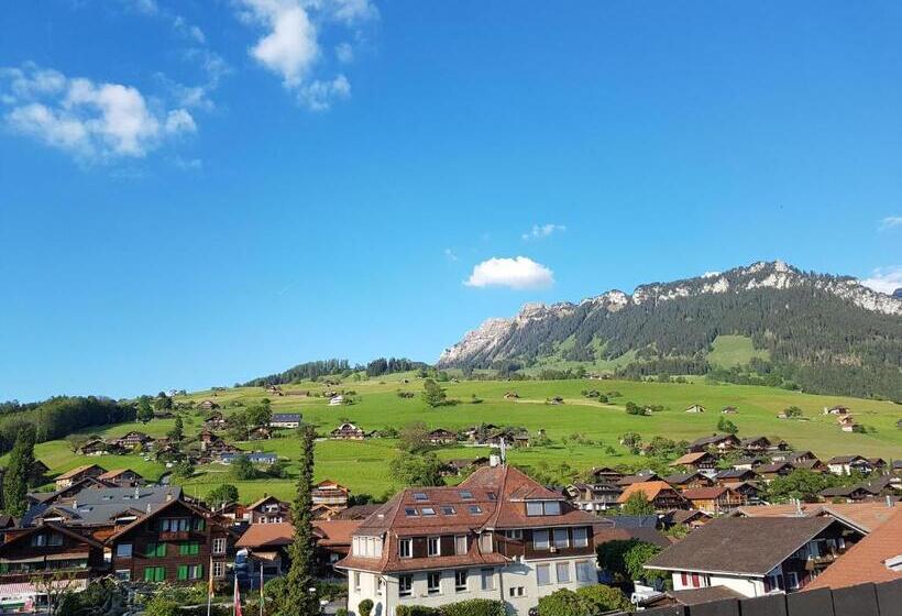 高级大房间, Baren Sigriswil