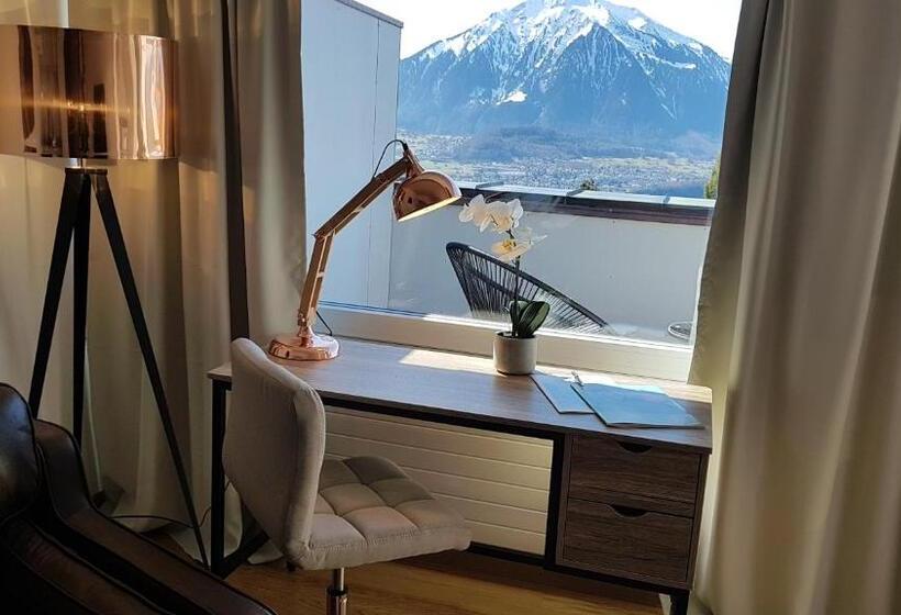 Superior room with lake view, Baren Sigriswil