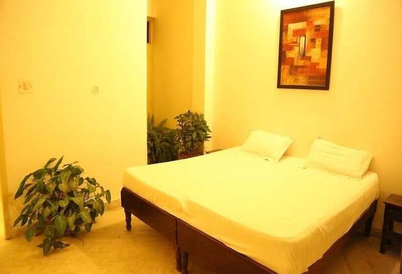 Standardrum, Divine Ganga Cottage