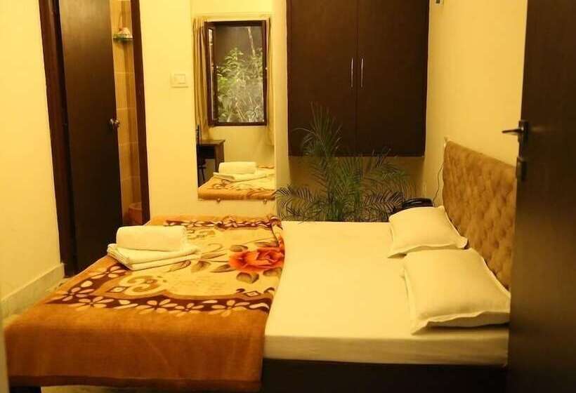 Standardrum, Divine Ganga Cottage