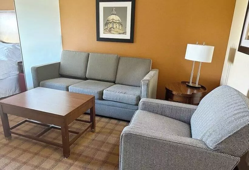 スイート, Four Points By Sheraton Edmonton Gateway