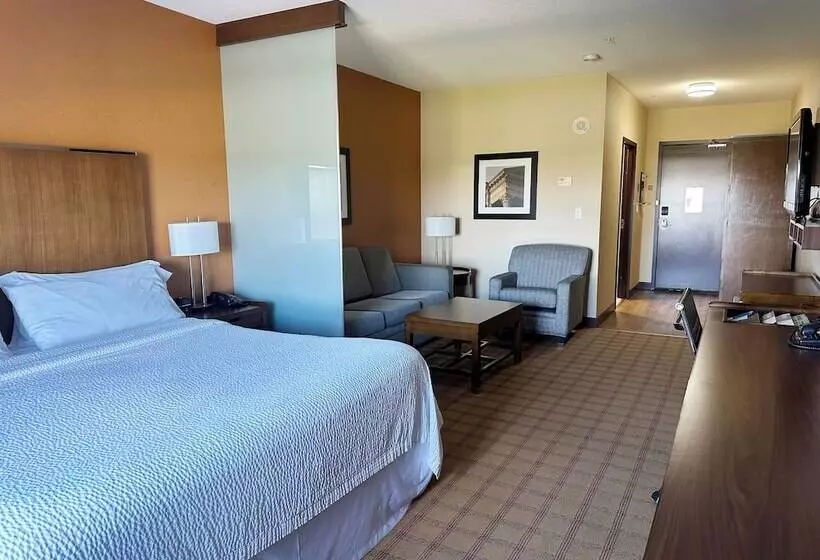 スイート, Four Points By Sheraton Edmonton Gateway