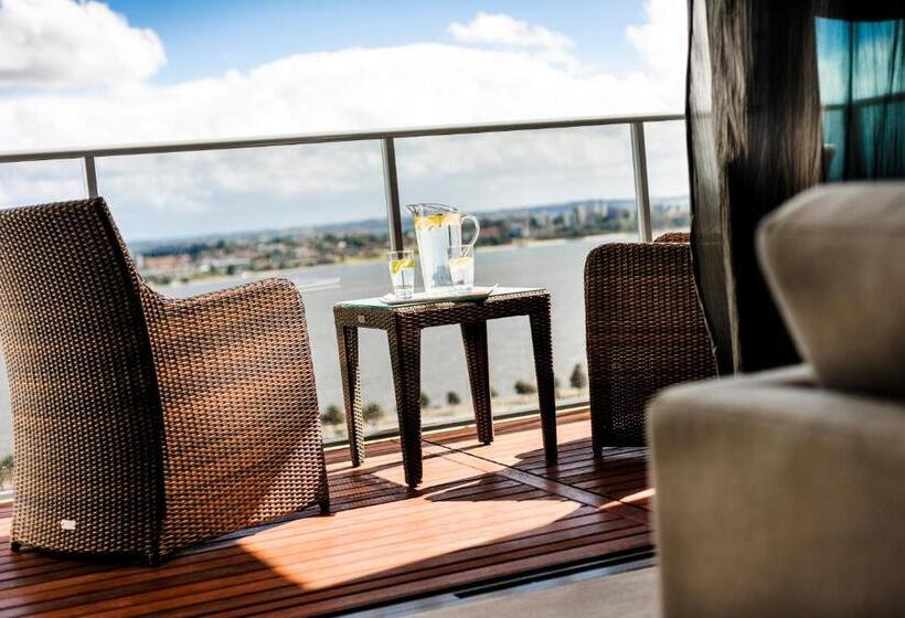 バルコニー付のの1ベッドルームプレミアムアパートメント, Fraser Suites Perth