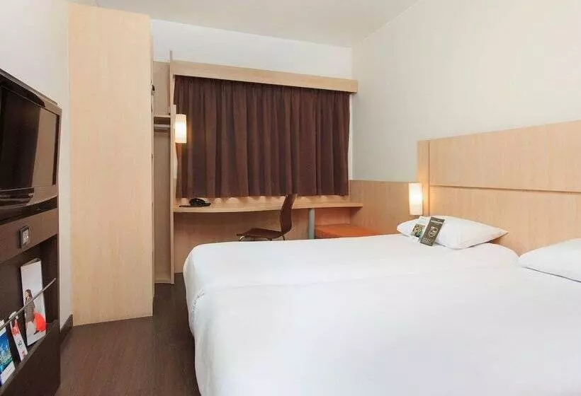 スタンダードルーム, Ibis Medellin