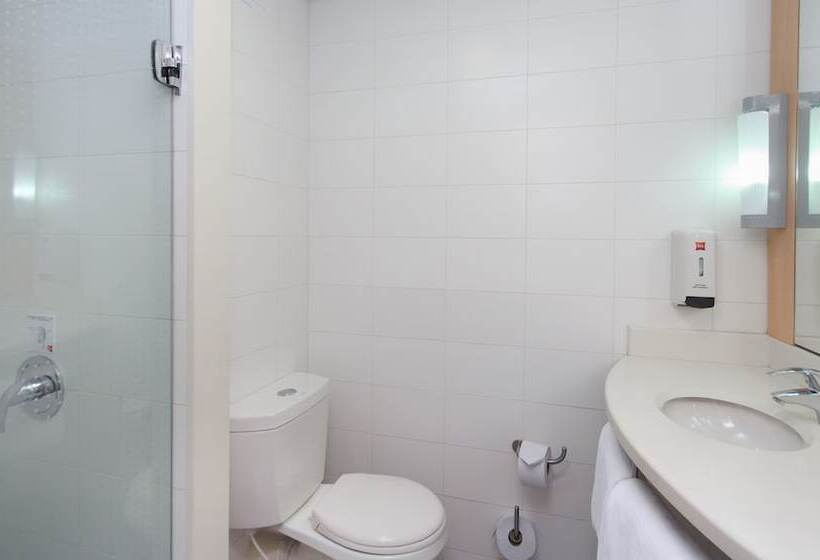 スタンダードルーム, Ibis Medellin