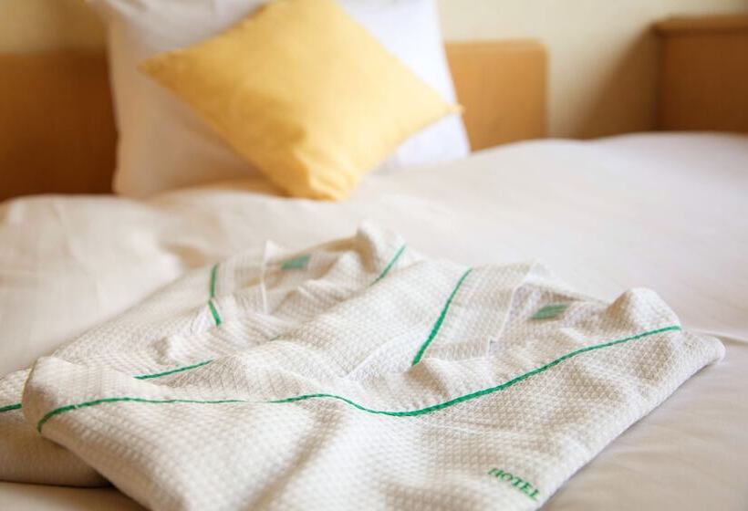 חדר סטנדרט יחיד, Mito Hotel Season