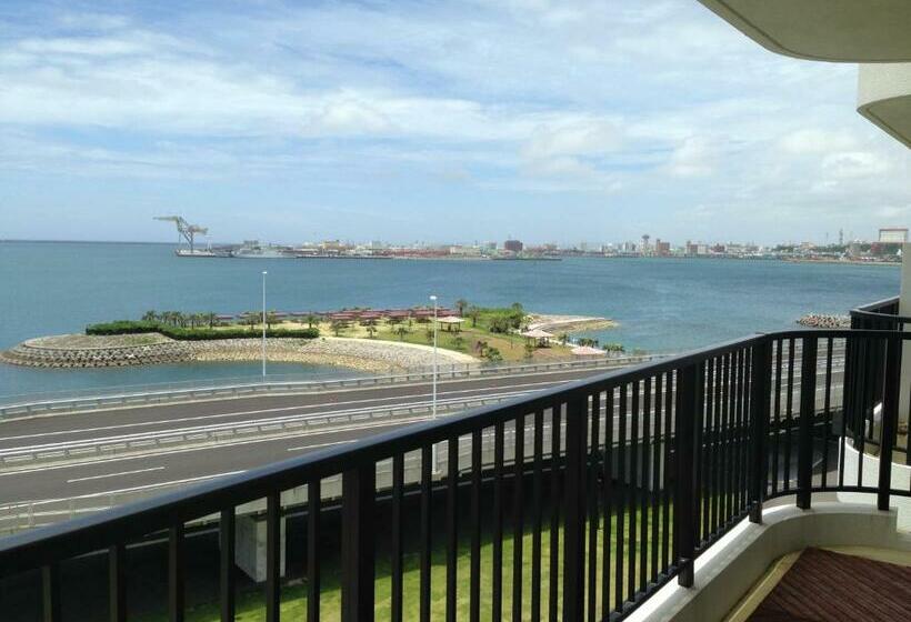 Triple Room Sea View, Naha Beach Side
