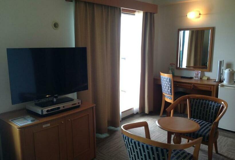 Triple Room Sea View, Naha Beach Side