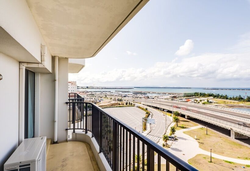 Triple Room Sea View, Naha Beach Side