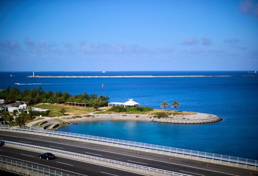 اتاق استاندارد با چشم‌انداز دریا, Naha Beach Side