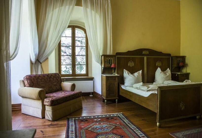 Апартаменты 1 Спальня, Palace Popowo Stare