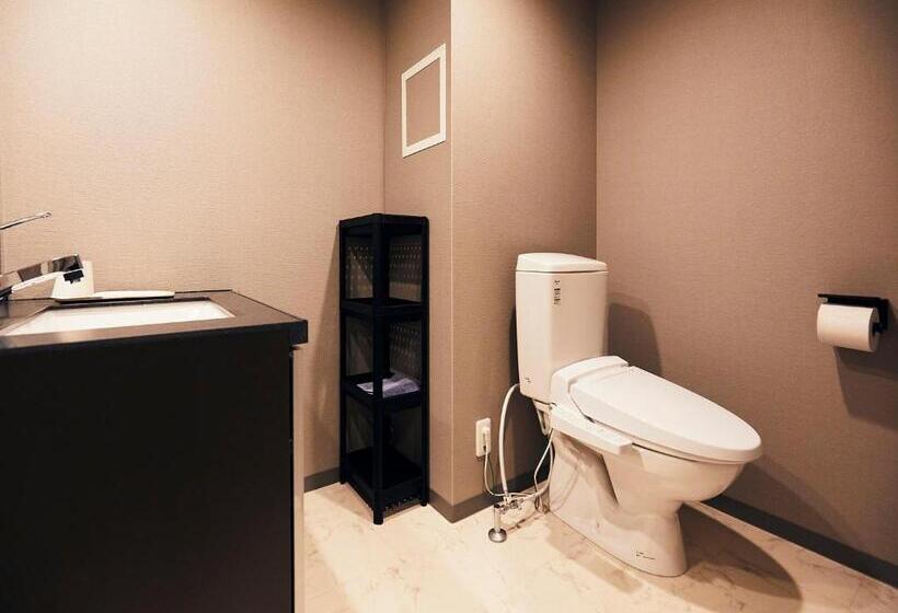 스위트 킹사이즈 침대, Pivot Shinimamiya Ekimae