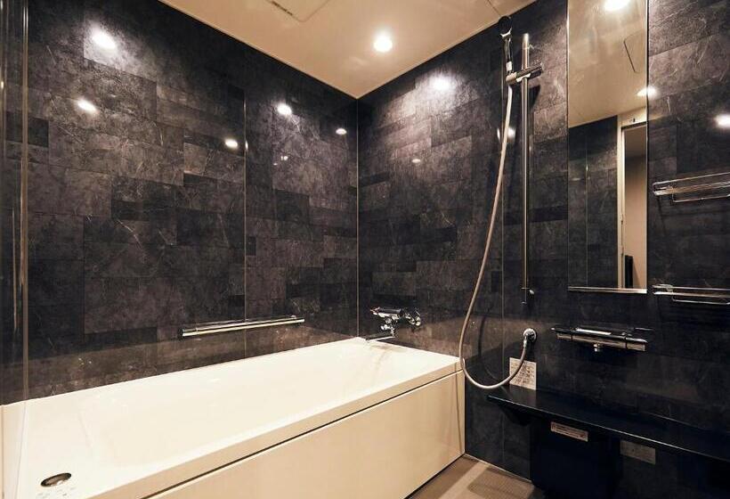 스위트 킹사이즈 침대, Pivot Shinimamiya Ekimae