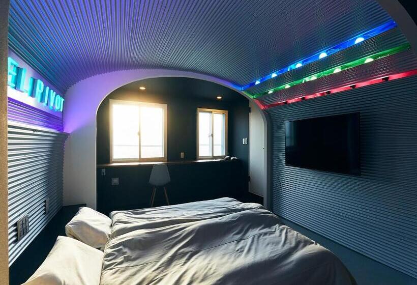 스위트 킹사이즈 침대, Pivot Shinimamiya Ekimae