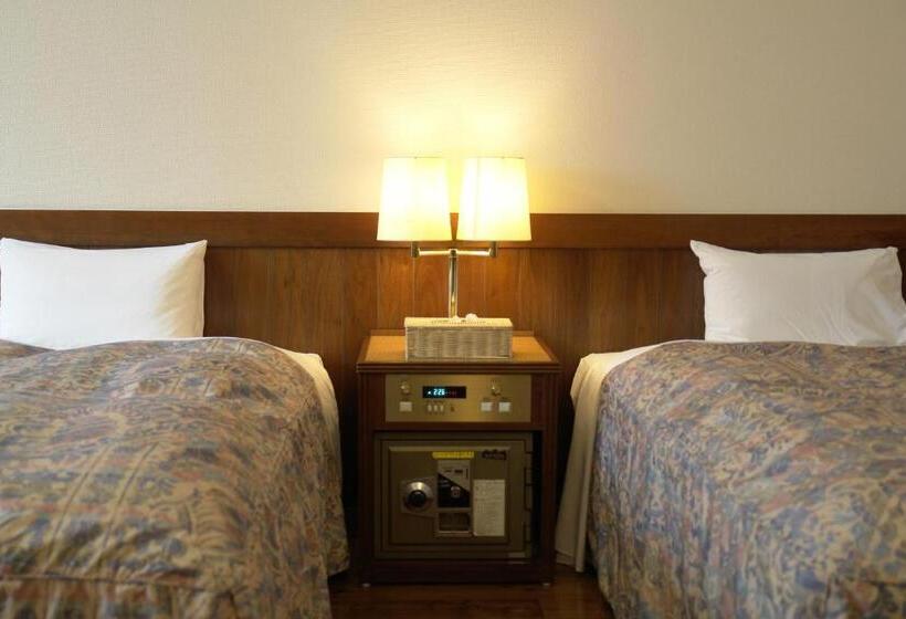 اتاق استاندارد, Rakuchin