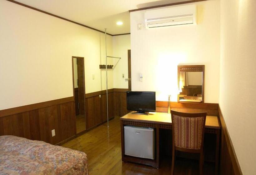 اتاق استاندارد, Rakuchin