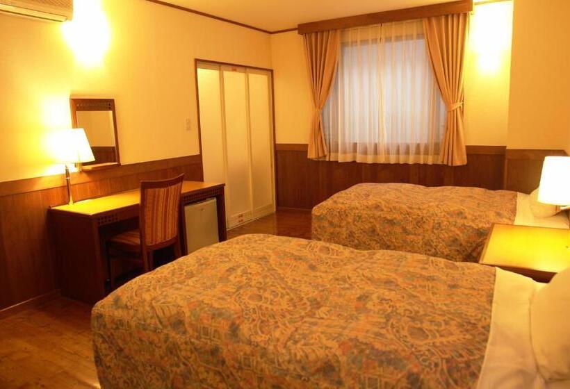 اتاق لوکس, Rakuchin