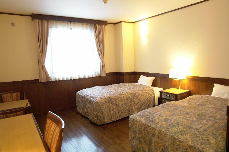 اتاق استاندارد, Rakuchin