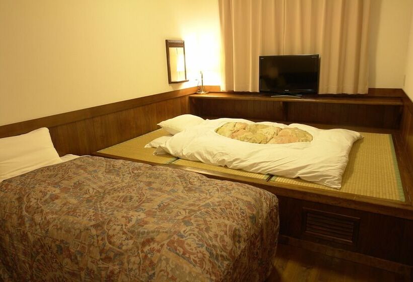 اتاق استاندارد, Rakuchin