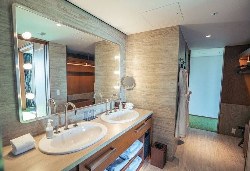 Quarto Deluxe Vista Cidade, The Aoyama Grand
