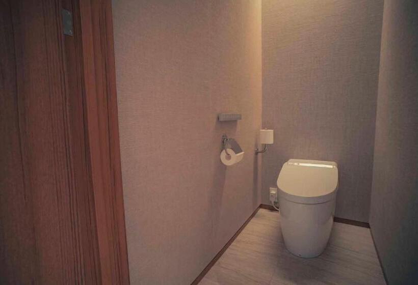 带城市景观的套间, The Aoyama Grand