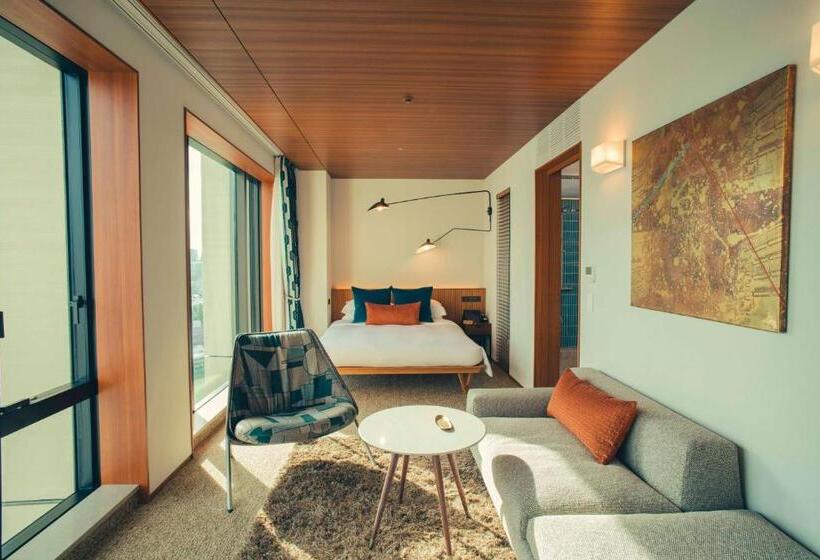 Quarto Superior Vista Cidade, The Aoyama Grand