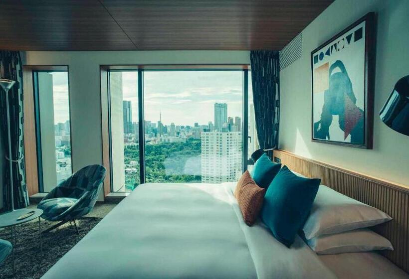 带城市景观和大床的豪华房间, The Aoyama Grand