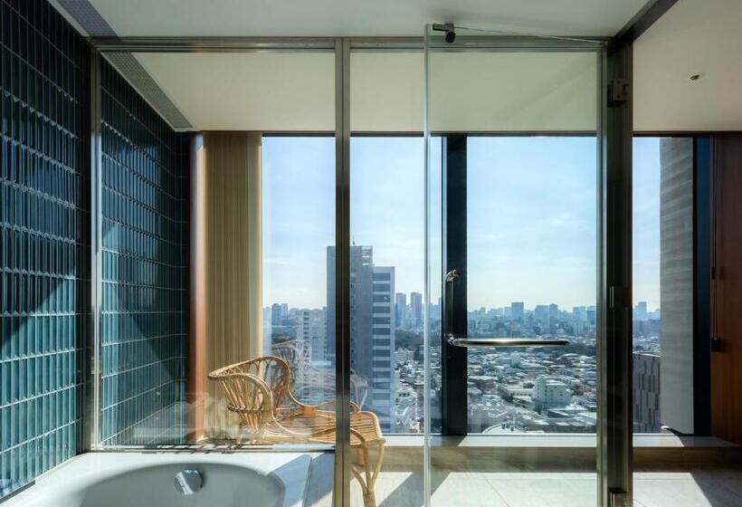 带城市景观的套间, The Aoyama Grand